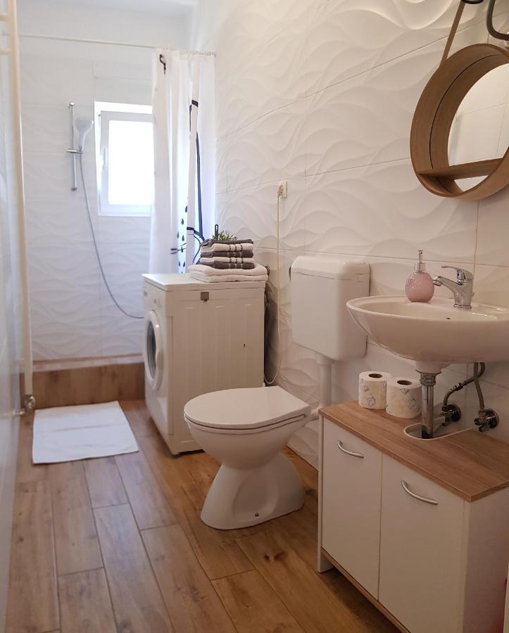Apartman Lara Apartment Рийека Екстериор снимка